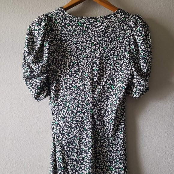 Women's Crepe Short Flutter Sleeve Midi Dress A New Day Green Floral Size Small - Picture 12 of 16